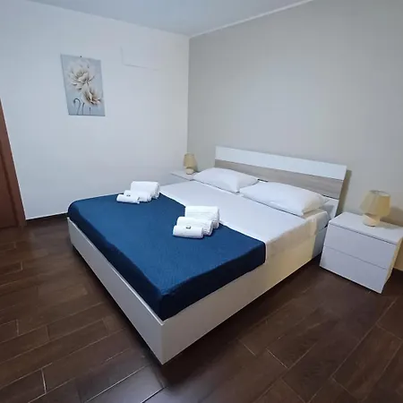 Gold بيت ضيافة بارليتا